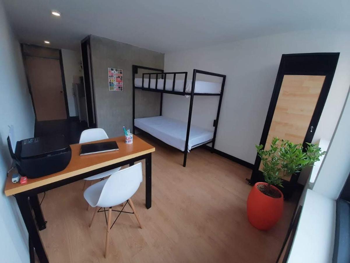 بوغوتا Hostal - Hotel - Apartaestudios Amoblados Chapinero Las Mandarinas - Coworking المظهر الخارجي الصورة